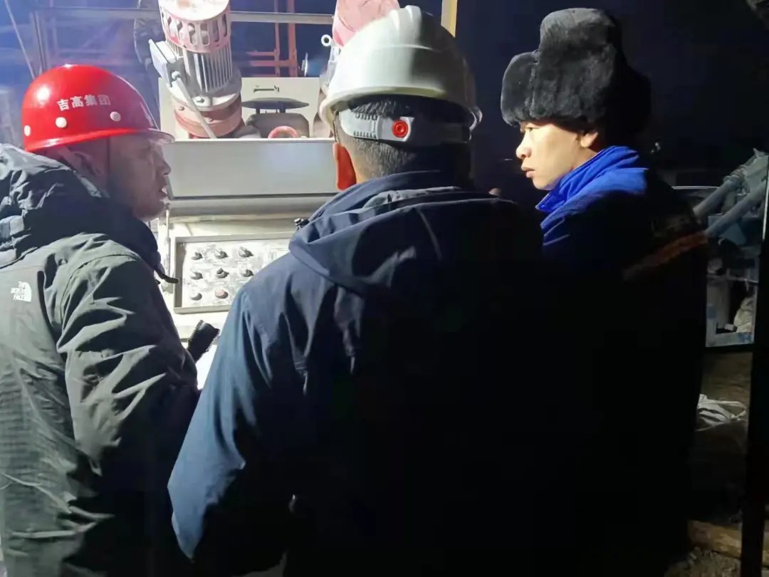 监理事务所:蒲烟06工区现浇梁智能大循环压浆成功1.jpg 监理事务所:蒲烟06工区现浇梁智能大循环压浆成功1.jpg