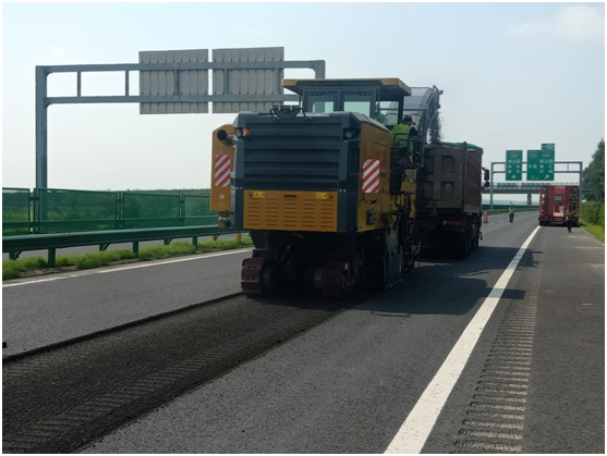路桥公司：多措并举推进高速公路专项养护工程建设1.png